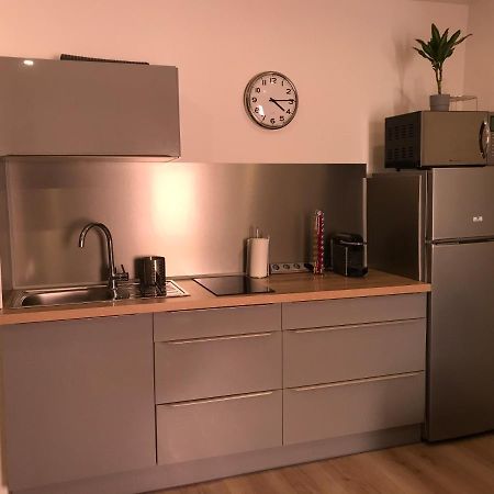 2 Pieces Hyper Centre Equipe Et Confortable Toulon Exterior photo